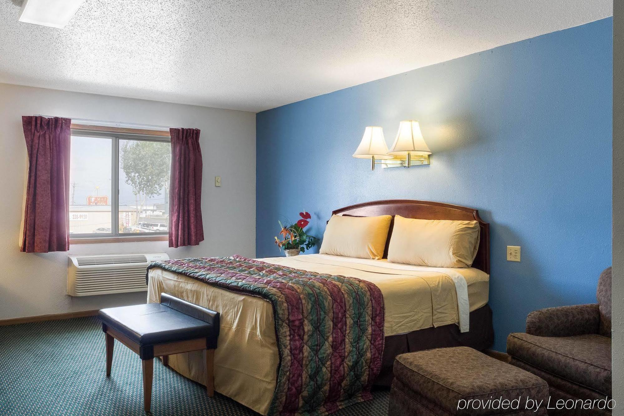 Rodeway Inn West Fargo Exterior foto