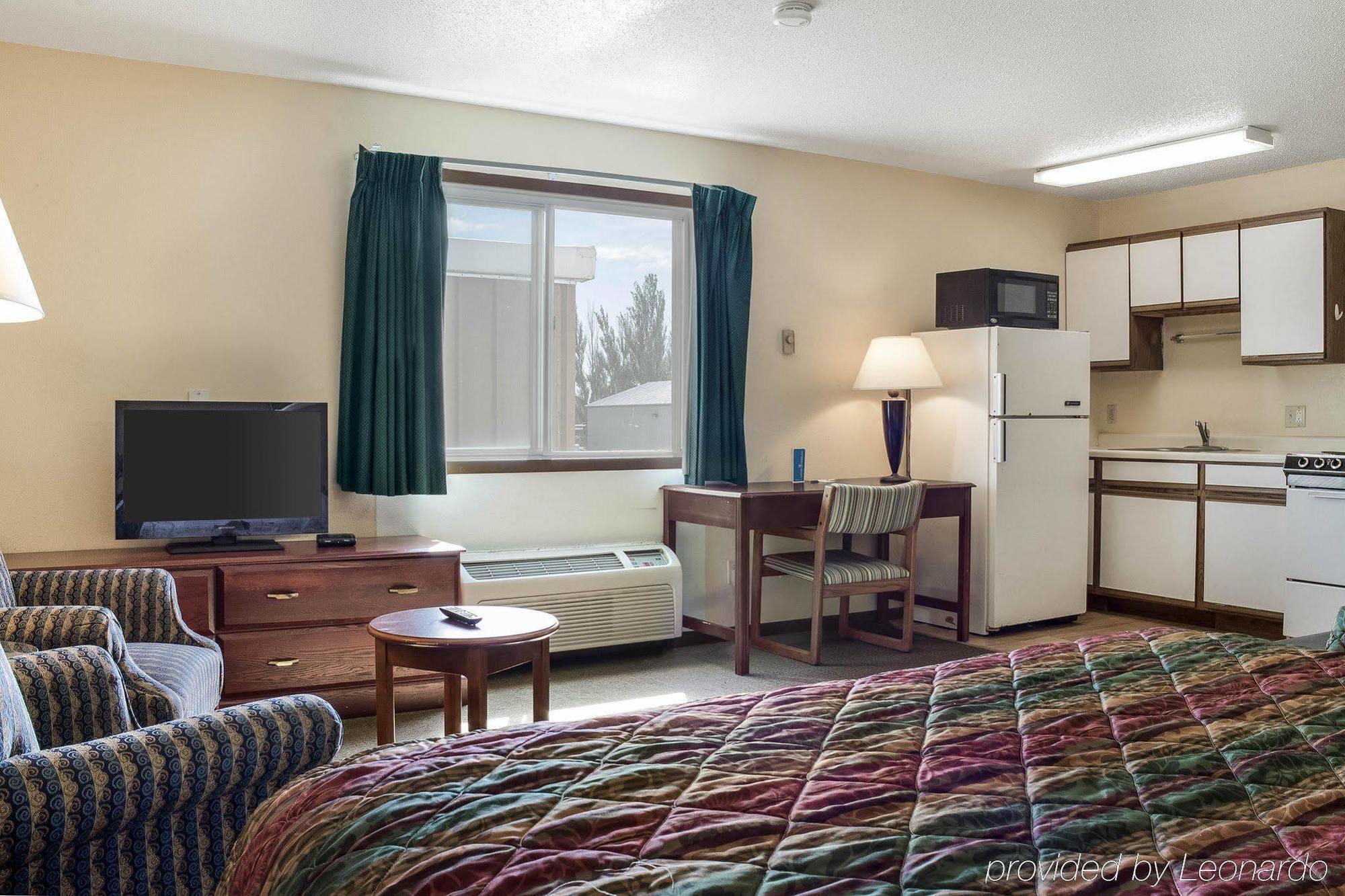 Rodeway Inn West Fargo Exterior foto